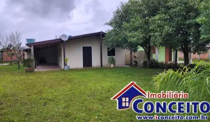 C799 - Residência em localização de moradores no balneário Albatroz