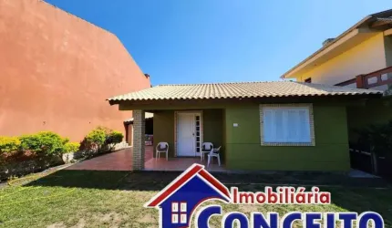C826 - Excelente residência a 150 metros do mar no balneário Albatroz