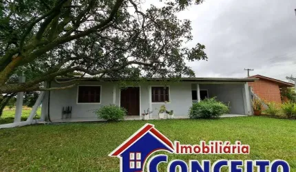 C272 - Excelente residência localizada no Balneário Presidente