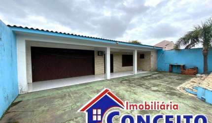 C1112 - Excelente residência com piscina em ótima localização