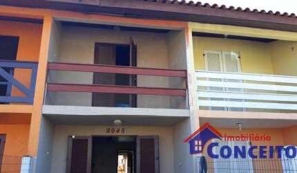 DT1014 - Ótimo duplex a 200 m do mar em excelente localização