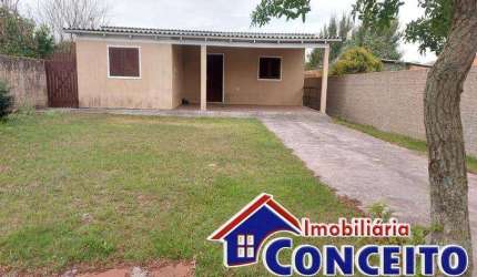 C289 - Excelente residência de 3 dormitórios localizada no bairro Marisul