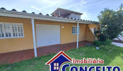 C496 - Residência a 100 metros do mar em Mariluz