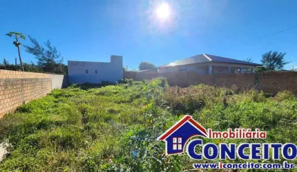 T144 - Excelente lote medindo 300m² localizado no balneário Albatroz