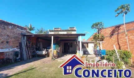 C114 - Excelente residência localizada em avenida no balneário Mariluz