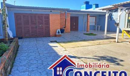 C263 - Excelente residência em ótima localização em Mariluz