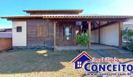 C23 - Lindo chalé em ótima localização no balneário Marisul