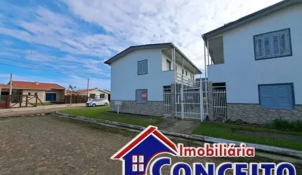 AP03 - Ótimo apartamento composto de 02 dormitórios a 200 metros do mar