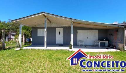 C281 - Excelente residência localizada no balneário Presidente
