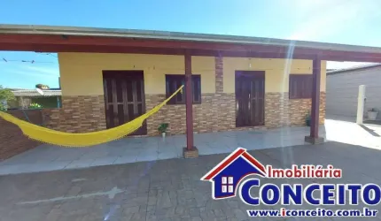 C312 - Excelente residência com anexo localizada em região de moradores