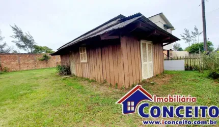 C373 - Chalé localizado em região de moradia no balneário Albatroz