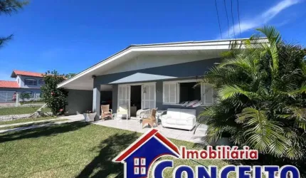 C304 - Excelente residência a 150 metros do mar