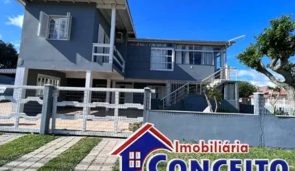 C320 - Ótima residência de esquina localizada no balneário Santa Terezinha