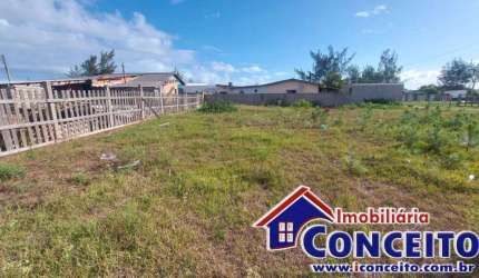 T233 - Terreno medindo 300 m² no balneário Albatroz