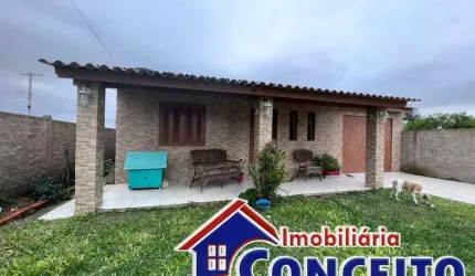 C163 - Residência com 3 dormitórios localizada no balneário Presidente