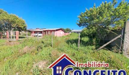 T246 - Excelente terreno em ótima localização no Balneário Presidente