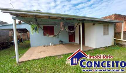 C268 - Ótima residência com 02 dormitórios no balneário Mariluz