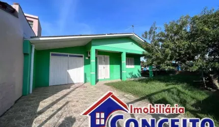 C605 - Residência com 3 dormitórios próxima ao mar no balneário Ipiranga