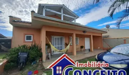 C627 - Sobrado com 4 dormitórios em ótima localização no balneário Mariluz