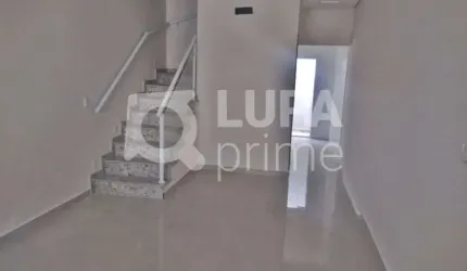 SOBRADO COM 3 QUARTOS E 2 VAGAS PARA VENDA NA VILA MARIA ALTA