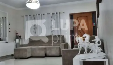 SOBRADO COM 3 QUARTOS PARA VENDA, CHURRASQUEIRA E SALÃO DE FESTAS  VILA SABRINA