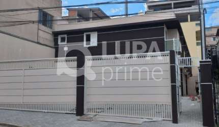 CASA COM 2 DORMITÓRIOS EM CONDOMÍNIO FECHADO - BAIRRO DO LIMÃO