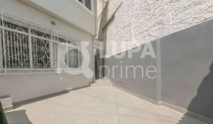Sobrado com 106 metros á venda no Jardim São Paulo