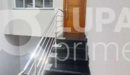 Sobrado com 180 metros á venda na Parada Inglesa