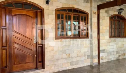 Casa à venda em Santana!