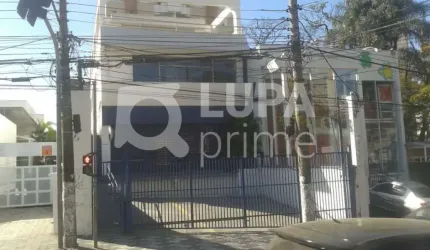Prédio comercial para locação em Santana!