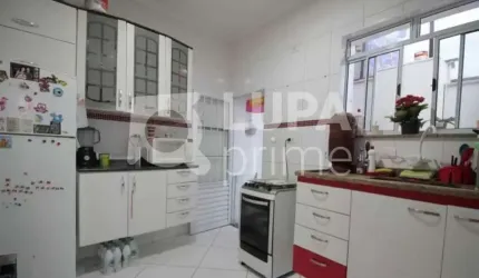 Sobrado com 2 dormitórios á venda na Água Fria