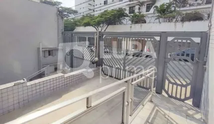 Sobrado com 4 dormitórios sendo 1 suíte á venda em Santana