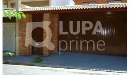 Sobrado com 4 dormitórios á venda no Tremembé
