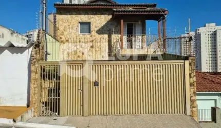 Sobrado com 4 dormitórios sendo todos suítes a venda na Vila Dom Pedro