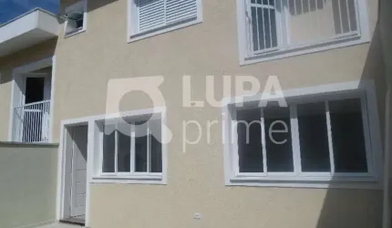 Sobrado à venda na Vila Pita!