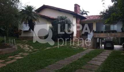 Casa térrea com 434 m² de construção à venda no Tremembé!