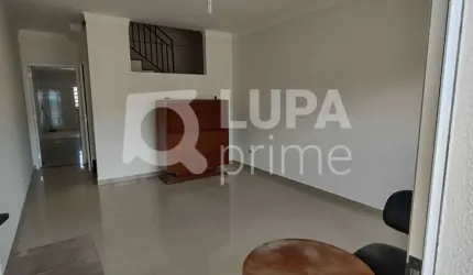 Sobrado à venda na Vila Gustavo!
