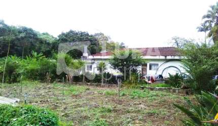 Terreno à venda no Horto Florestal!