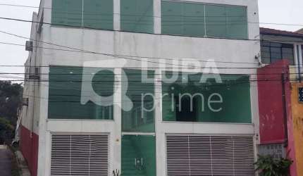 Prédio Comercial com 380m² para Locação na Avenida Água Fria