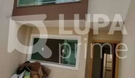SOBRADO À VENDA NO CHORA MENINO