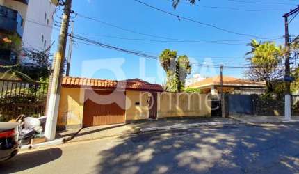 Sobrado com 4 dormitórios sendo 1 suíte á venda no Jardim Paraíso