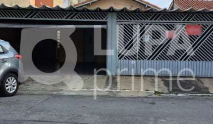 Casa térrea com 3 dormitórios á venda na região do Parque Edu Chaves