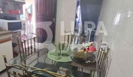 SOBRADO COM 2 QUARTOS E 3 VAGAS DE GARAGEM A VENDA NA VILA GUSTAVO