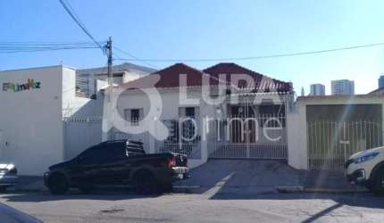 Casa com 460 metros de área construída à venda no Tucuruvi!
