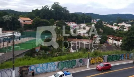 Terreno à venda no Horto Florestal !
