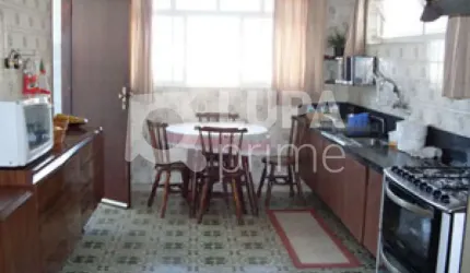 Casa à venda com 3 dormitórios no Jardim São Bento!