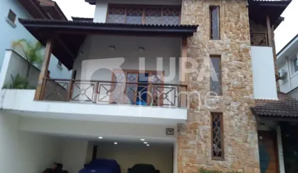 Sobrado em Condomínio Fechado Jardim França