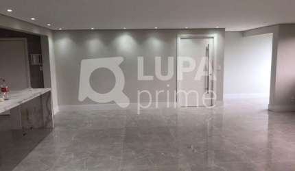 Apartamento à venda com 4 dormitórios na Vila Albetina!