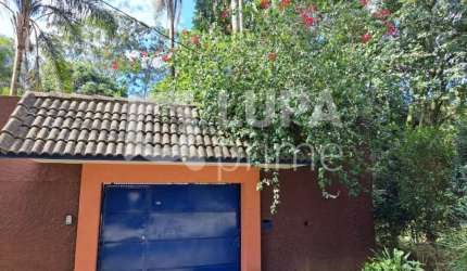 Casa Térrea em Condomínio com 3 dormitórios sendo 2 suítes á venda em Mairiporã