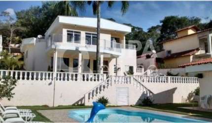 Casa térrea em condomínio fechado em Mairiporã!